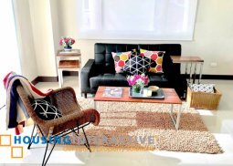 fully furnished 2 br loft type for rent at tuscany private estates taguig