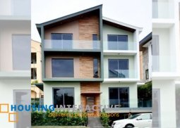 3-storey house and lot for rent/sale in taguig city
