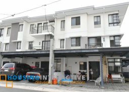 modern 3-bedroom townhouse for sale in ferndale villas