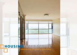 spacious unit for rent in pacific plaza