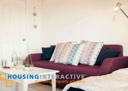 modern studio unit with balcony for rent in greenbelt radissons