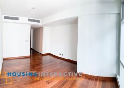 grand 3-bedroom unit for rent in two roxas