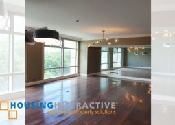 semi furnished 3bedroom unit for sale at one roxas triangle