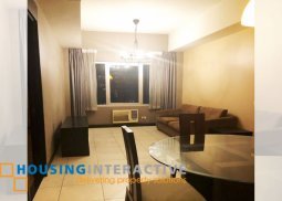 semi furnished 2bedroom unit for sale at fairways tower