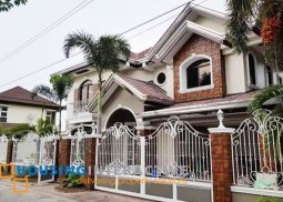 semi-furnished 5-bedroom unit for sale in pampanga