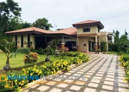 fully furnished 3-bedroom unit for sale in tagaytay