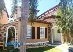semi-furnished 3-bedroom house for sale in portofino south