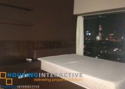 fully furnished 1 br unit for sale at one rockwell makati