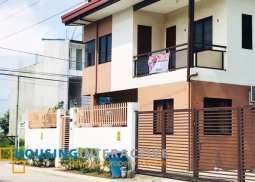 semi-furnished 3-bedroom house for sale in parañaque