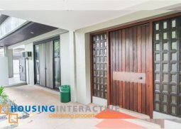 bare 4-bedroom bungalow house for rent in dasmariÑas village