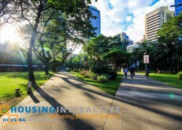 office space for lease along paseo de roxas