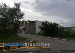 spacious lot for sale in greenwoods executive village