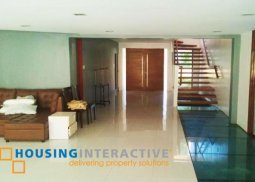 modern 5-bedroom house for rent in dasmariÑas village