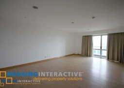 spacious 2 br condo unit for rent at regent parkway bgc