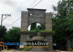 lot for sale in parkridge estates