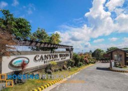 lot for sale in canyon woods