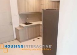 semi-furnished 1-bedroom unit for sale in crescent park