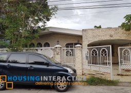 bare 3-bedroom bungalow for sale in bf homes paraÑaque