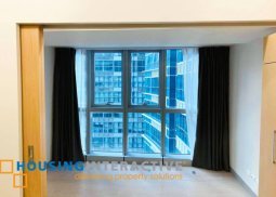 modern semi-furnished 1-bedroom unit for rent in uptown parksuites