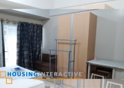 cozy fully furnished studio unit with balcony for rent in salcedo skysuites