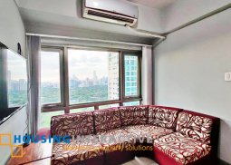 exquisite studio unit for sale in forbeswood parklane