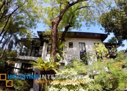 luxurious fully furnished 2-storey, 5-bedroom house with balcony & pool for sale in hillsborough