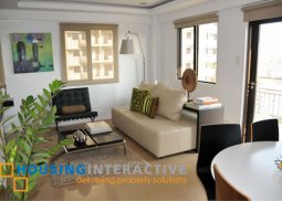 1-bedroom unit with balcony for sale in cypress towers