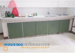 bare 2-storey, 2-bedroom townhouse for rent in san antonio village