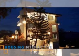 luxurious mid-century 4-storey, 5-bedroom house with pool for sale in canyon woods