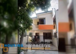 brand new 4-bedroom house with balcony for sale in sihanouk village