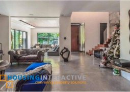 luxurious 5-bedroom house with pool for sale in ayala alabang village