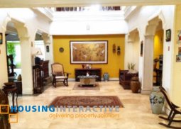 luxury 4-bedroom house with pool for sale in pacific village