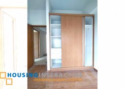 modern 2-bedroom unit with balcony for sale in madison park west