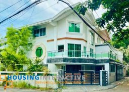 luxurious 3-storey, 5-bedroom house for sale in white plains