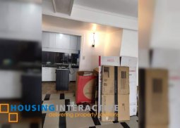 4br unit for lease in legaspi towers 300 manila