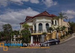 classic 2-storey, 5-bedroom house with balcony for sale in parkridge valley golf