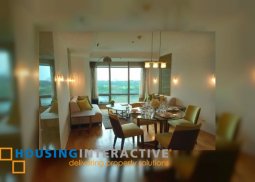 fully furnished 2br unit for lease in one mckinley place