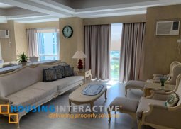 a fully furnished 2br unit for lease in avant the fort