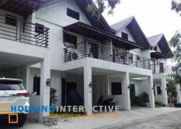 semi furnished townhouse 3 bedrooms for rent at las villas de manila laguna
