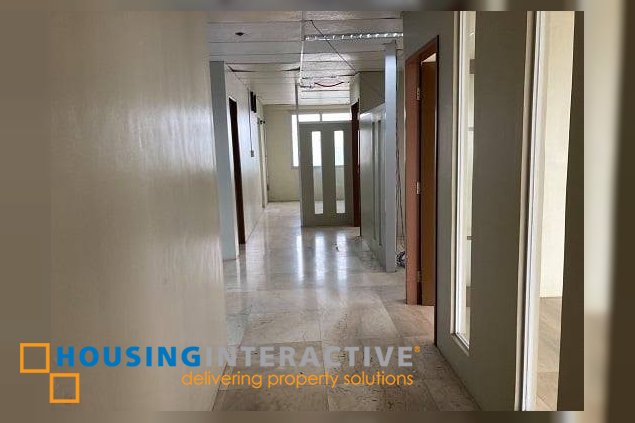 spacious office space for rent in richville corporate tower