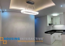 modern 2-storey, 4-bedroom house with balcony for sale in greenview executive village