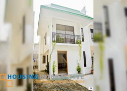 house for sale in villa de toledo garden homes