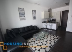 nice studio condo unit for rent at the trump tower makati