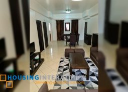 furnished 1br unit with balcony for lease in paseo parkview suites