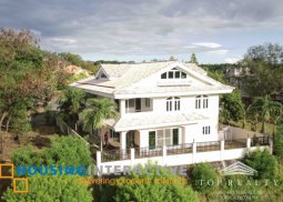 mediterranean inspired 3-storey, 5-bedroom house for sale in stonecrest village