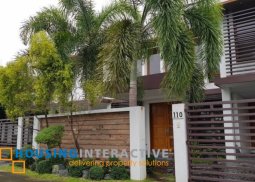 elegant 6-bedroom house with pool for rent in ayala alabang village