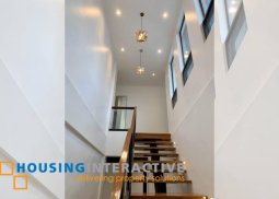 grand 2-storey, 3-bedroom house for rent in white plains