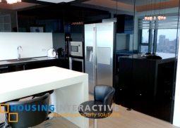 fully furnished 2br unit for lease in alphaland makati place