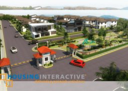 grand lot for sale in the alcove