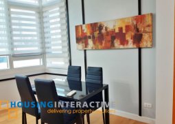 a 1 bedroom w/ balcony at point tower